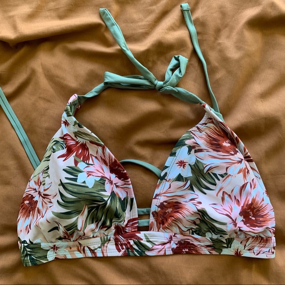 tropical bikini - Picture 4 of 7